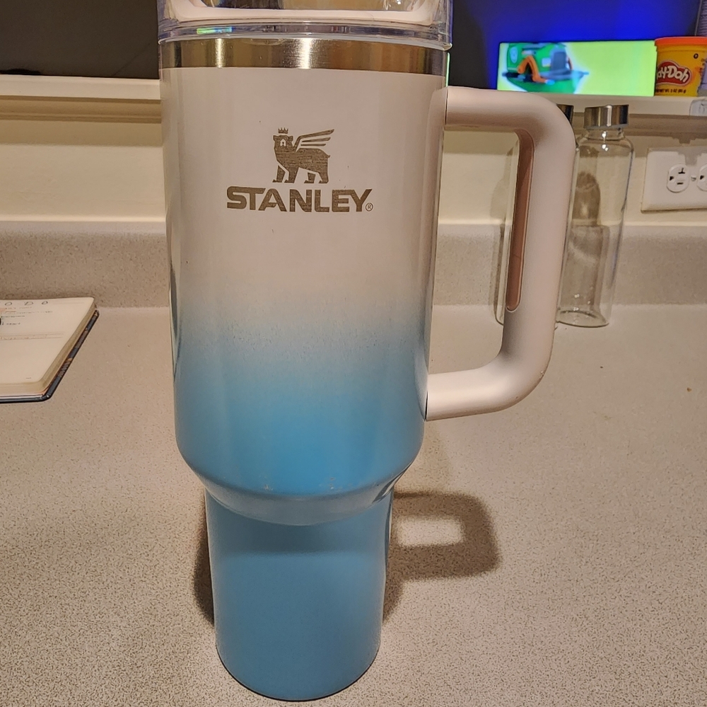 Stanley 40oz Tumblr